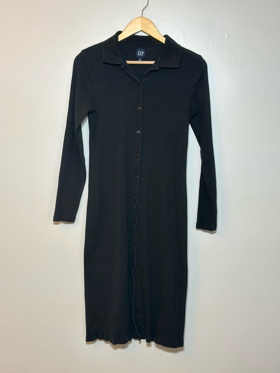 GAP Dresses & Skirts - GAP Black Button-Front Long Sleeve Midi Dress Size Women’s Medium #cbk #chic